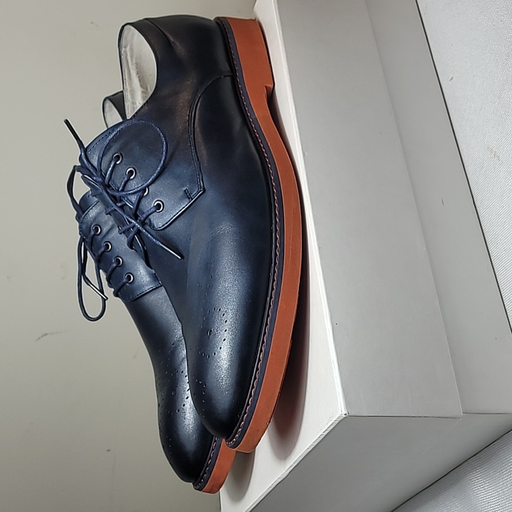 Giovanni navy genuine leather derby lace-up orange rubber sole shoes size 12